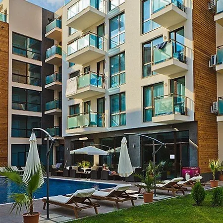 Apartmanhotel Sun Gate Napospart