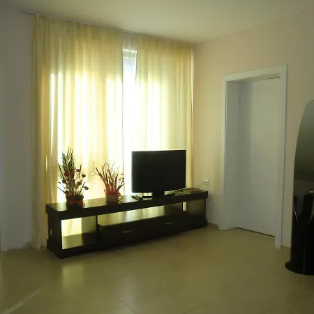 Sun Gate Lägenhetshotell 3*